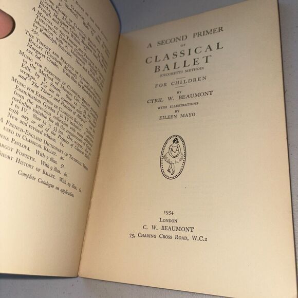 A second primer of classical ballet (cecchetti method for children beaumont 1954 - Picture 2 of 6